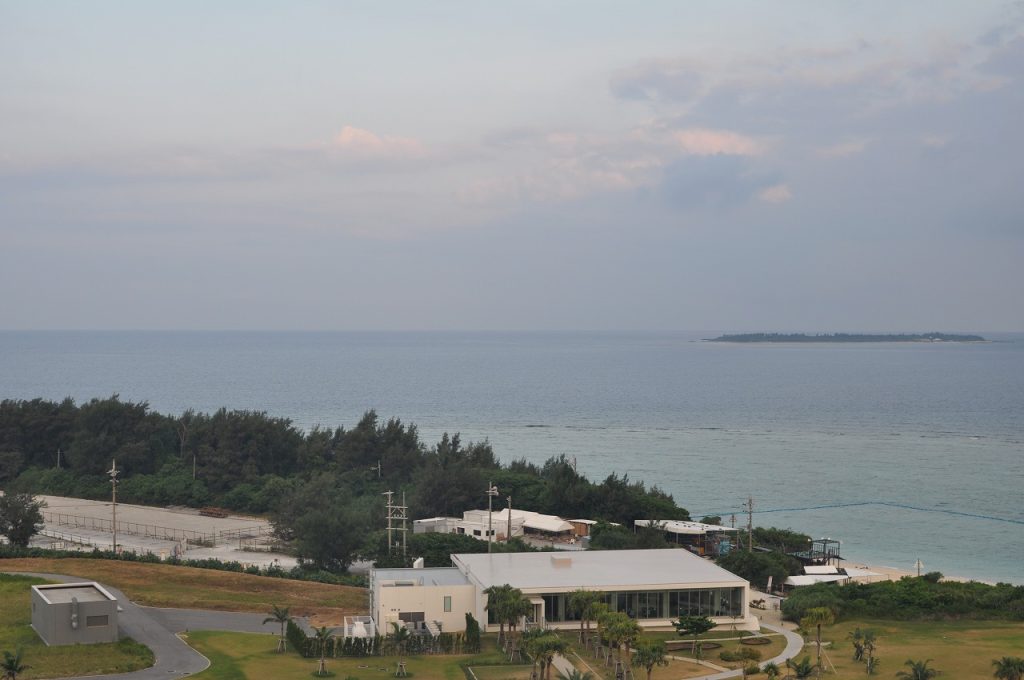 ヒルトン沖縄瀬底部屋からの眺め